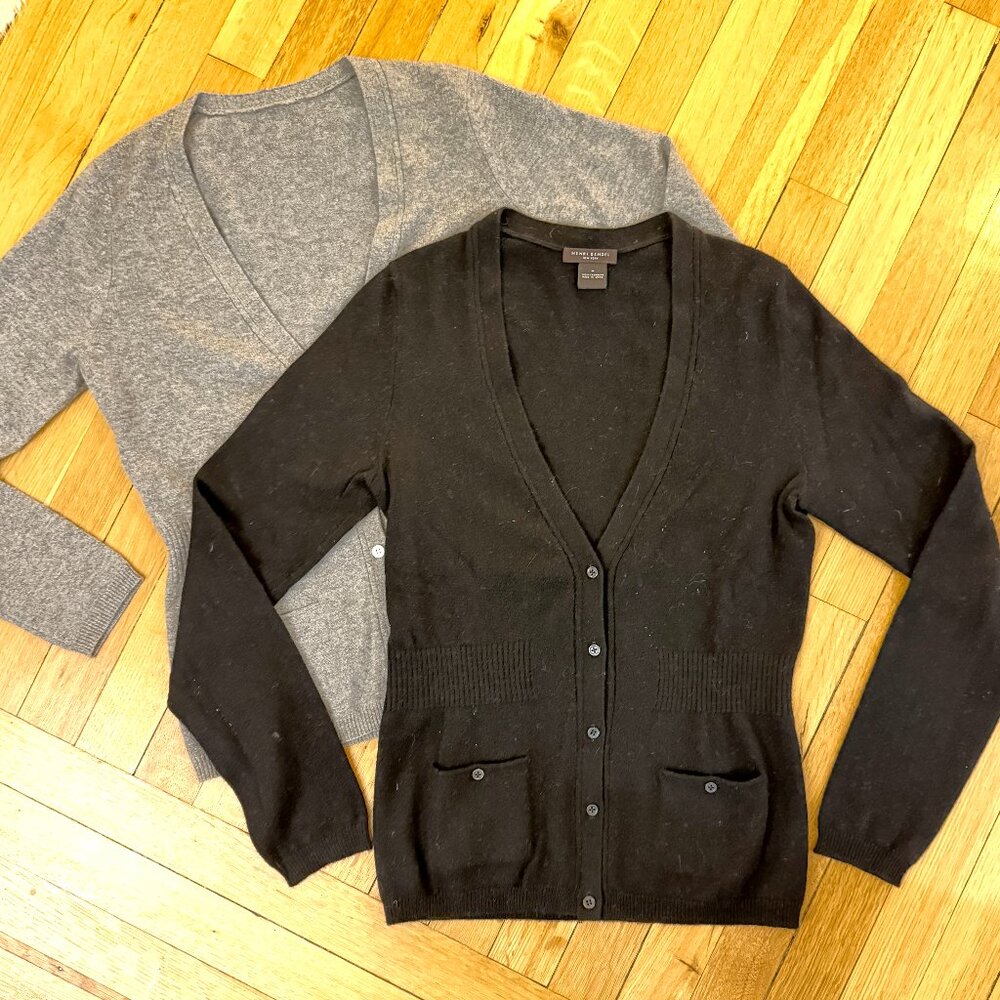 HENRI BENDEL Cashmere V-Neck Cardigan | BLACK AVAILABLE